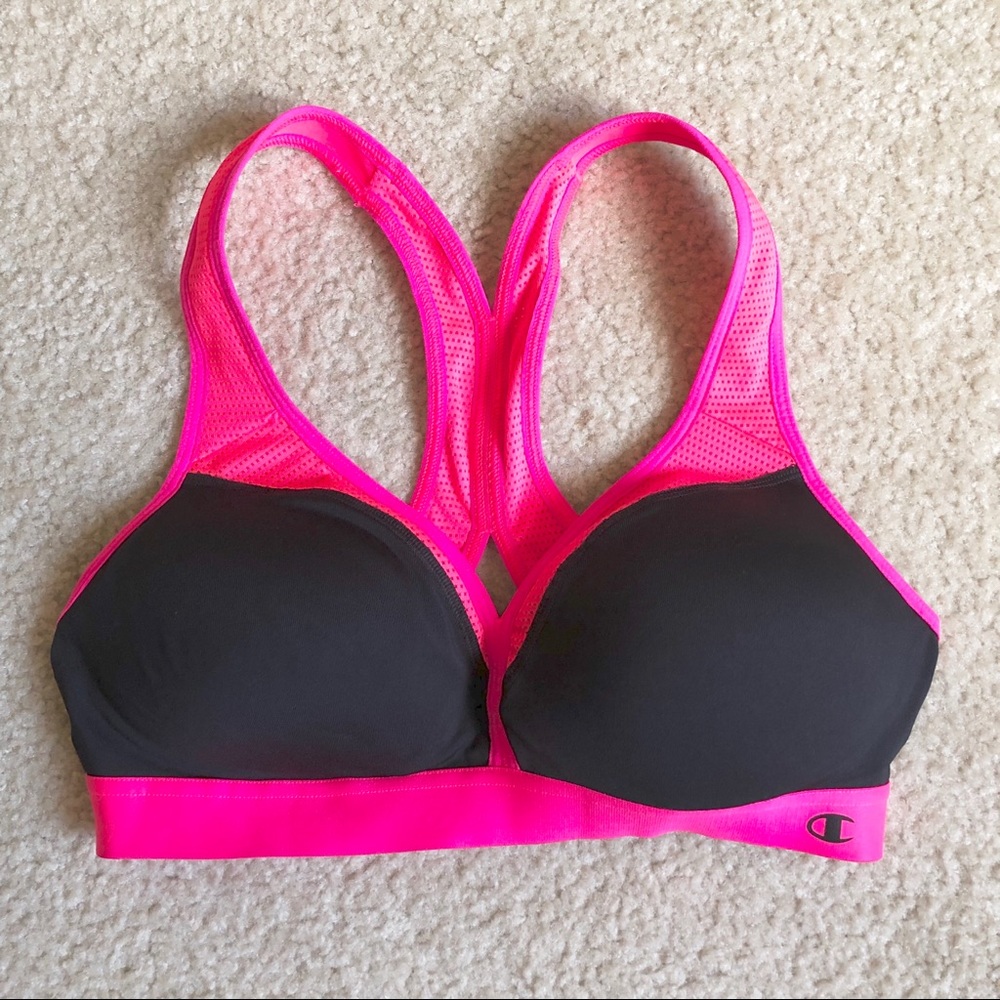 Women’s champion sports bra size M